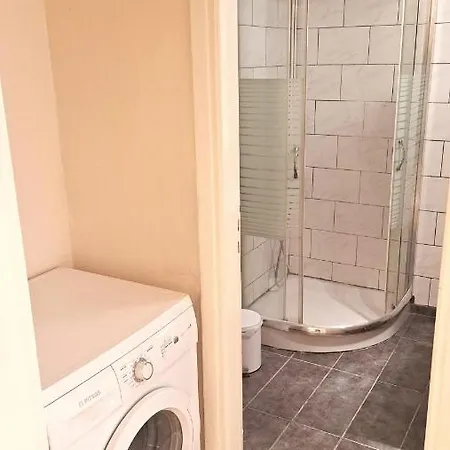 Apartment Sweet *